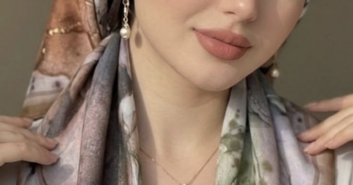 زهرة في مهب الريح