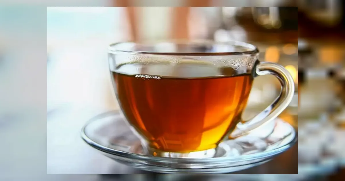 هذا ما يحدث لجسمك عند تناول 3 أكواب من الشاي يوميًا