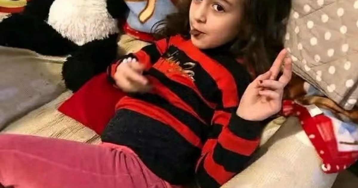 ابنتي استيقظت من النوم حكايات زهرة الربيع
