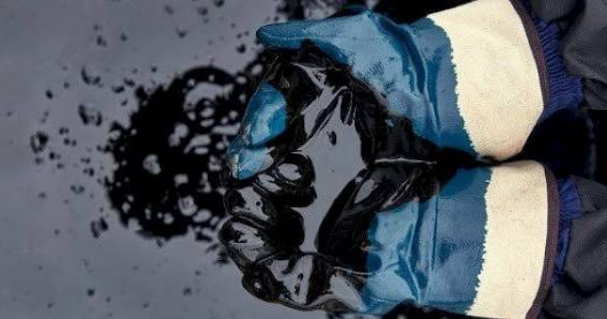 استخدامات النفط وأهميته في الصناعة والاقتصاد العالمي