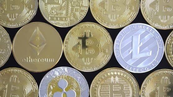 كيف يقرأ المستثمر الذكي إشارات صعود وهبوط العملات قبل حدوثها؟